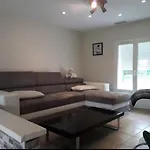 Ferienhaus Climatise Avec Piscine Sur Les Hauteurs De *