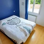 Climatise Avec Piscine Sur Les Hauteurs De Ferienhaus