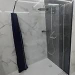 Climatise Avec Piscine Sur Les Hauteurs De Ferienhaus *