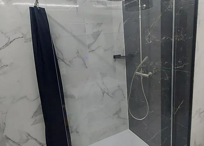 Climatise Avec Piscine Sur Les Hauteurs De Σπίτι διακοπών *